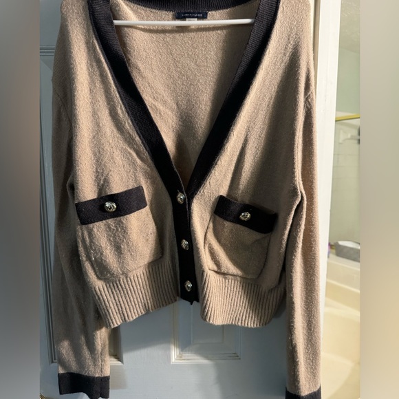 Tommy Hilfiger Women's Contrast Button Front Cardigan Sweater - Picture 6 of 9